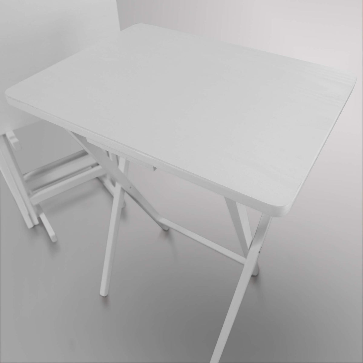 White Wood TV Tray Set