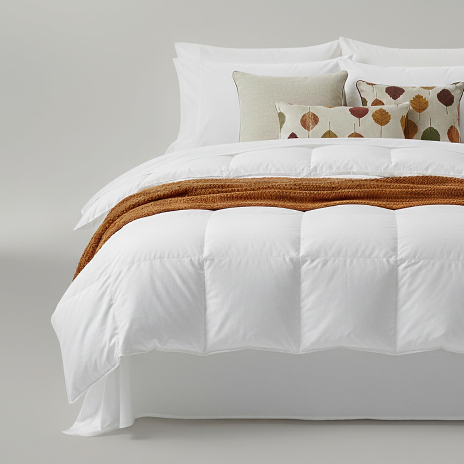 FOSSFLAKES Nordic Sleep, Comforter Duvet Insert, All Season Duvet, Down Alternative Bedding Comforter Premium Scandinavian Design (Queen)