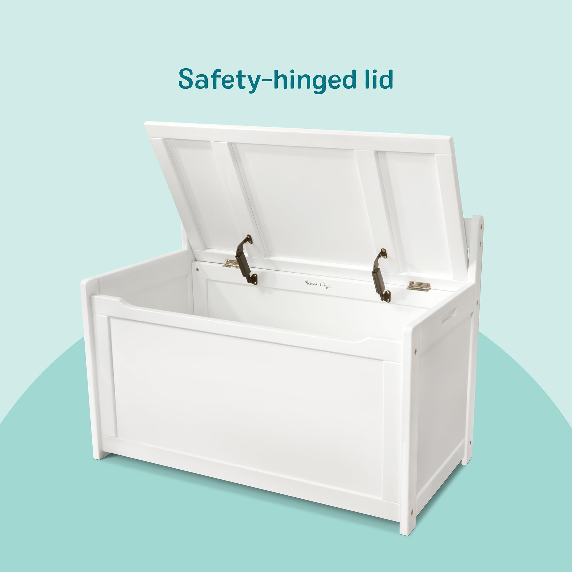 Plastic Treasure Chest with Lock and Key