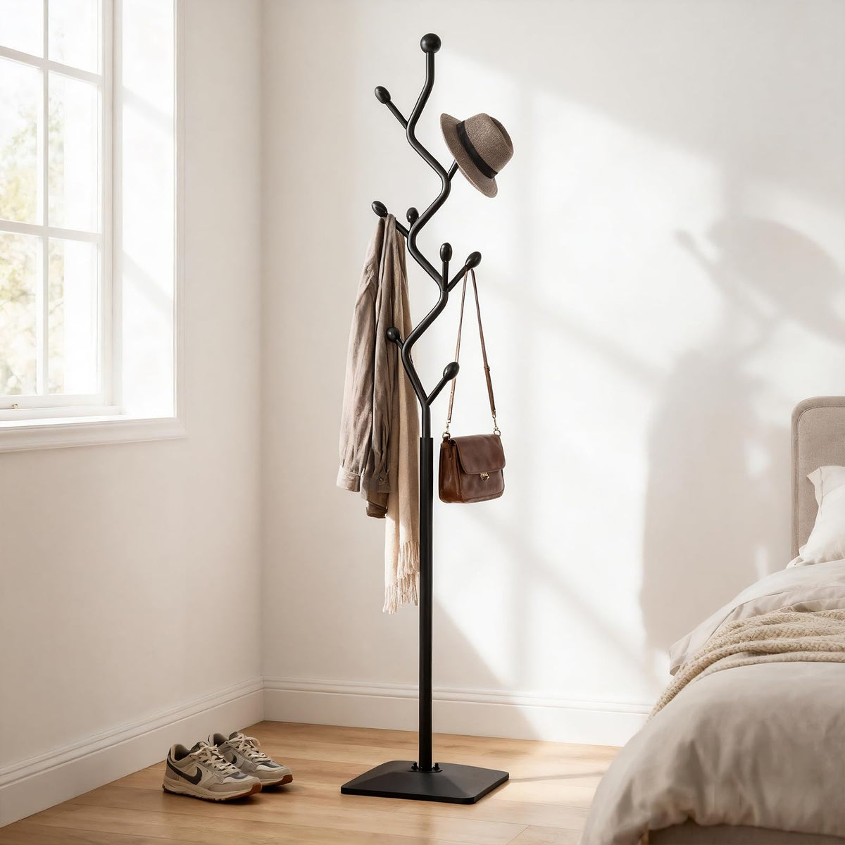 Black Metal Tree Coat Rack