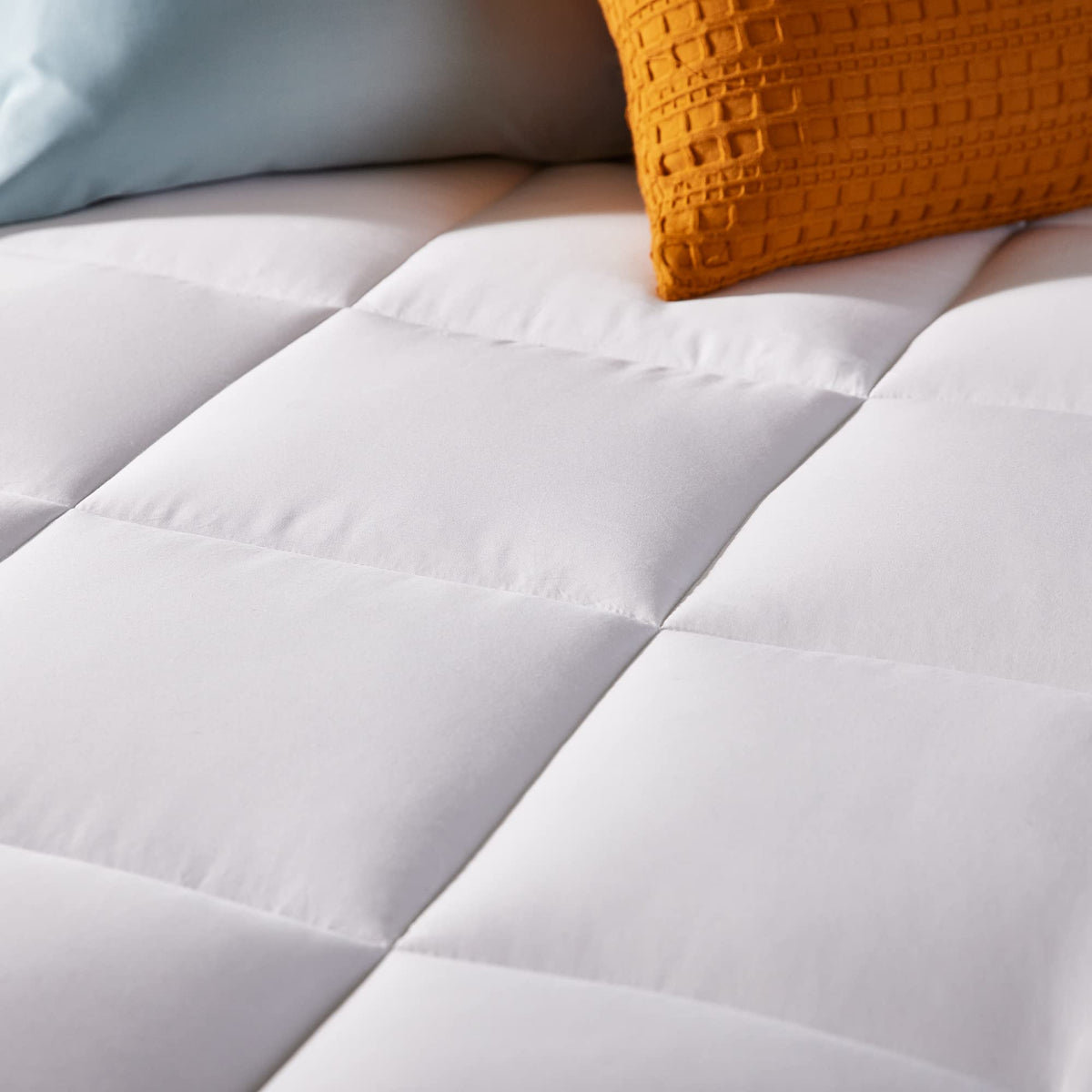 Queen Dual-Layer Gel Memory Foam Mattress Topper