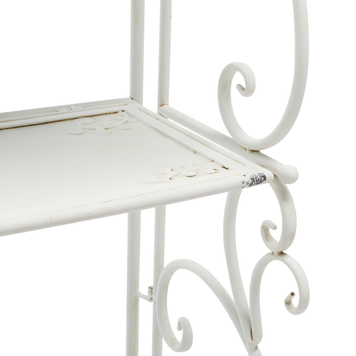 SAFAVIEH Outdoor - Tyrique Antique White Victorian Wrought Iron 4-Tier Shelf Unit, Metal Plant Stand Baker’s Rack, Decorative Patio Garden Storage, 24.8" W x 12.6" D x 65.8" H (PAT5033A)