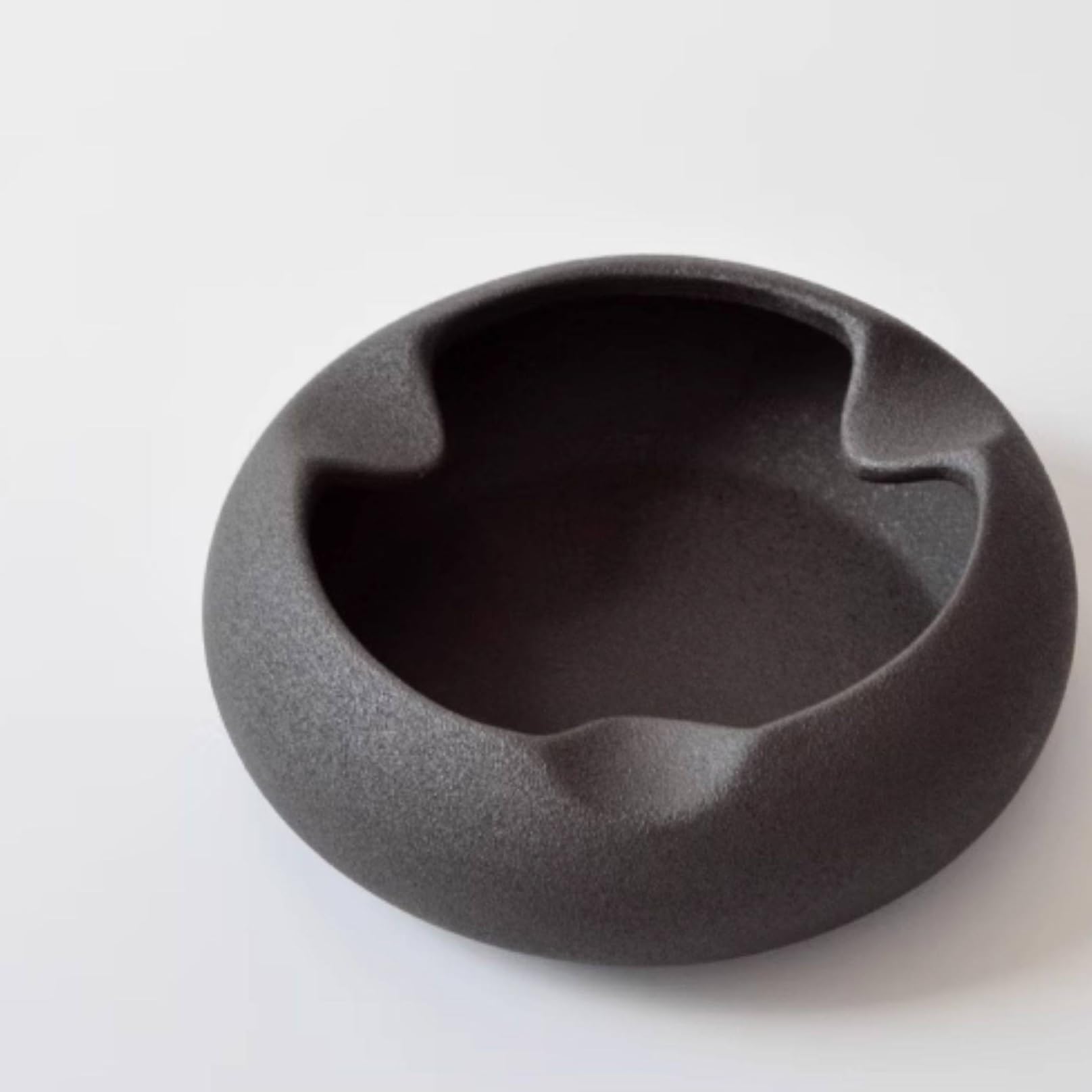 Ceramic Ashtray with Windproof Cover