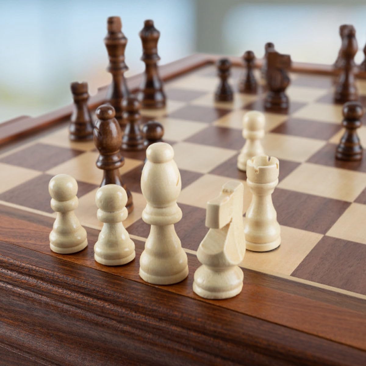 2-in-1 Chess & Backgammon Game Table