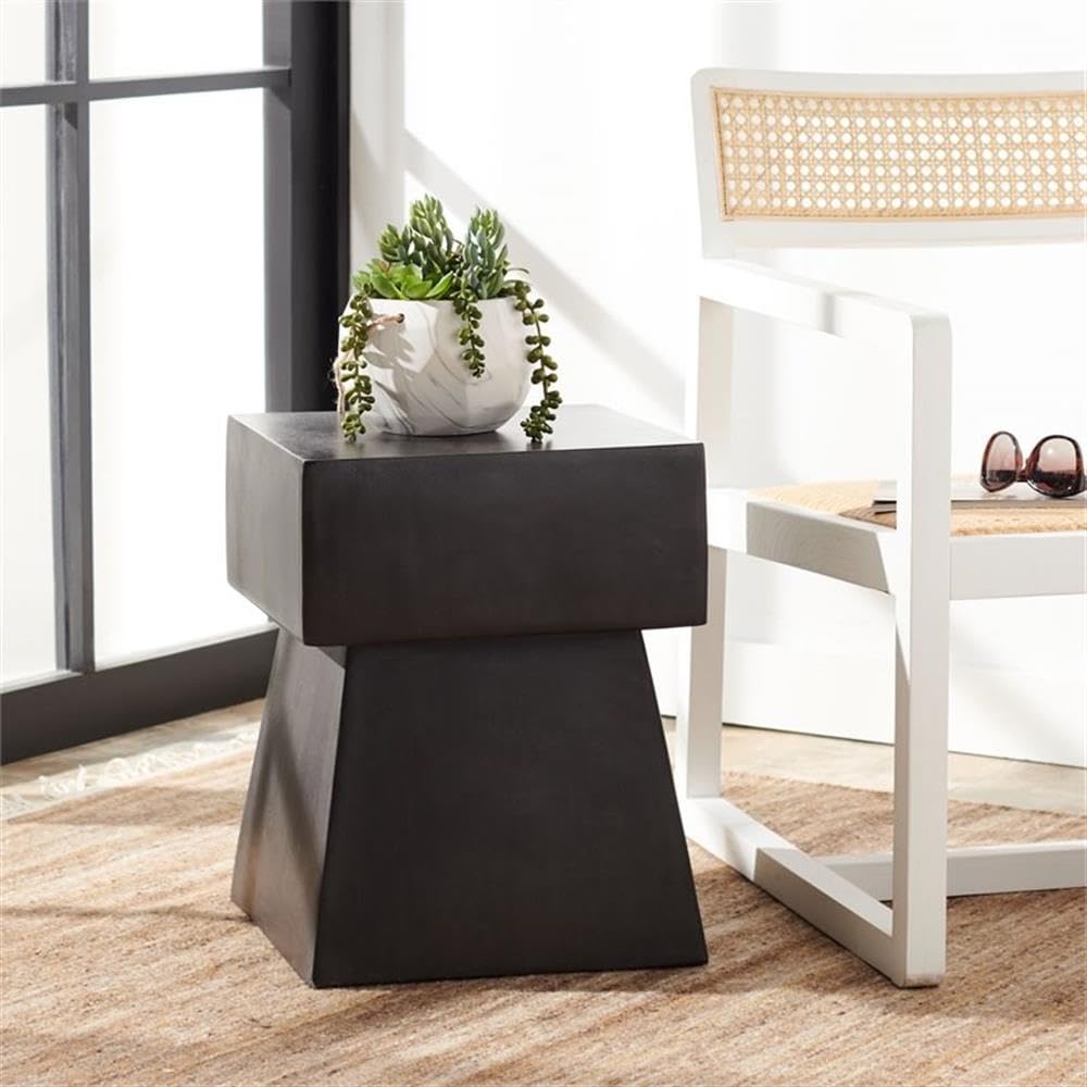 Concrete Mushroom Accent Table – Indoor/Outdoor