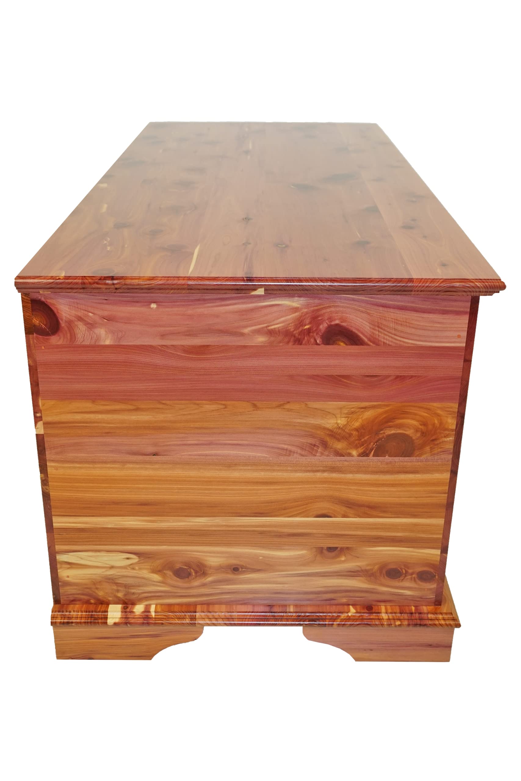 Aromatic Red Cedar Blanket & Storage Chest