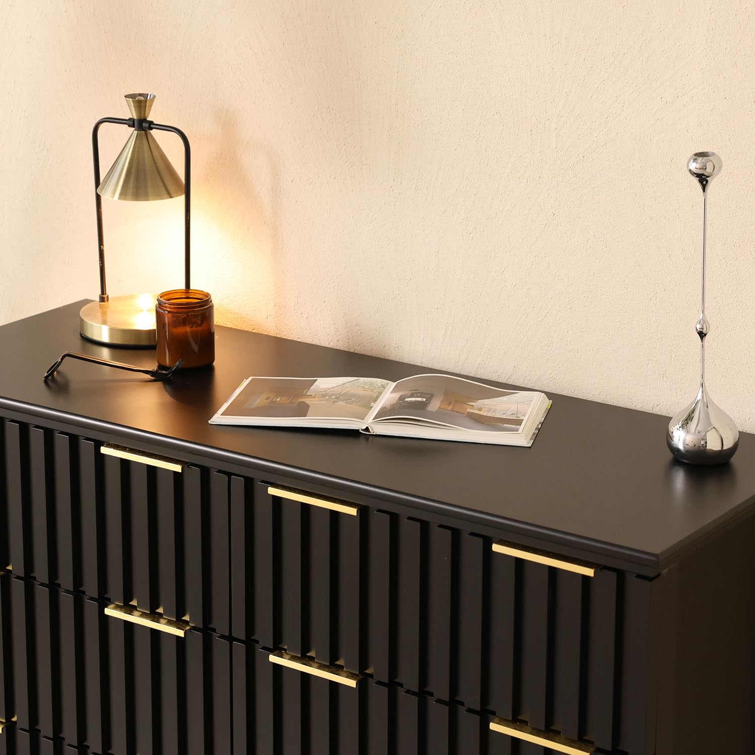 Fluted 3-Piece Bedroom Set – Dresser & 2 Nightstands