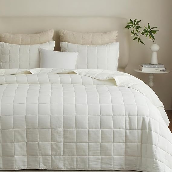 Linen & Cotton Quilt Set – 3-Piece Bedspread