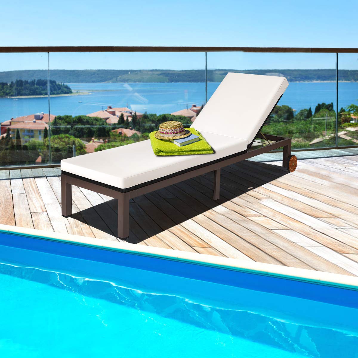 DORTALA Outdoor Pool Chaise Lounge Chair, Metal Rattan Lounger Recliner Chair W/Wheels, Folding Wicker Chaise Chair W/Cushioned Seating, White