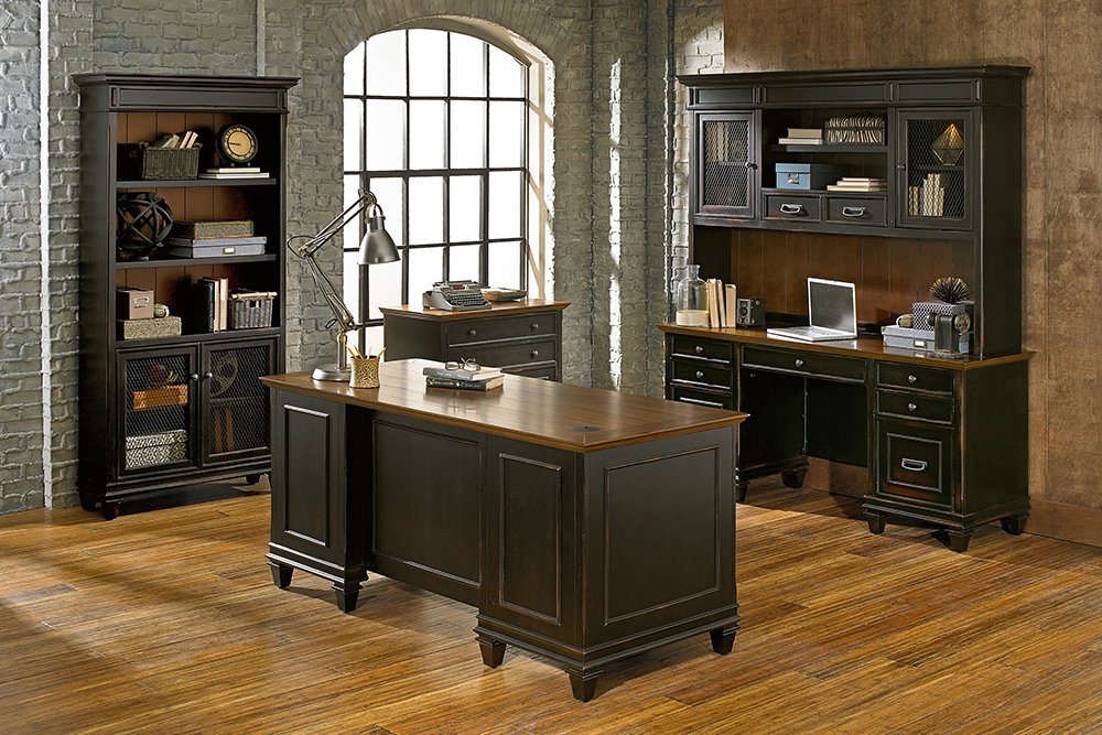 Hartford Wood Hutch with Wire Mesh Doors