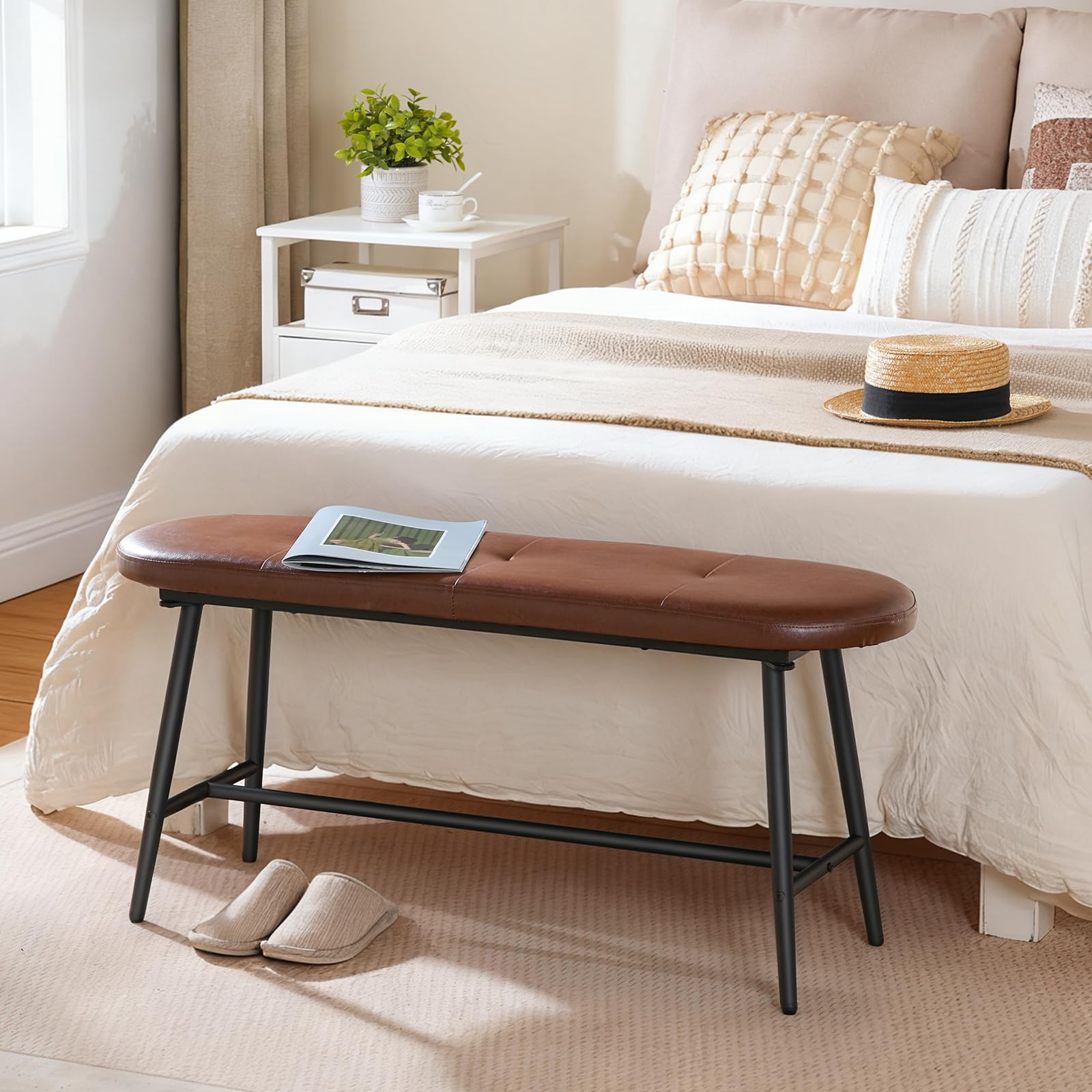 HOOBRO Dining Bench, Upholstered Kitchen Table Bench, Dining Room Bench with PU Leather Padded Seat, Steel Frame, Easy to Assemble, for Kitchen, Dining Room, Bedroom, Brown and Black CB100CD01G1