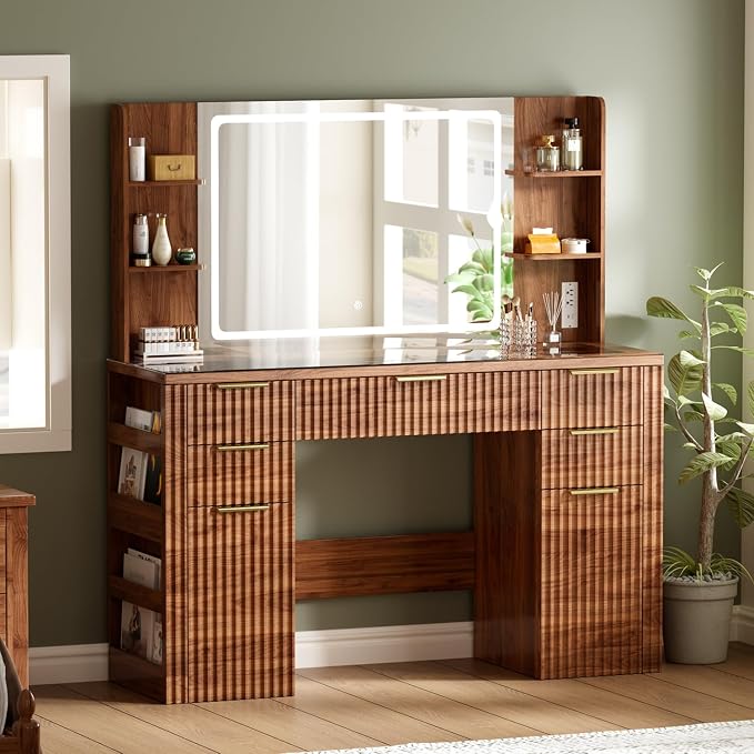 Fluted Makeup Vanity with Lighted Mirror