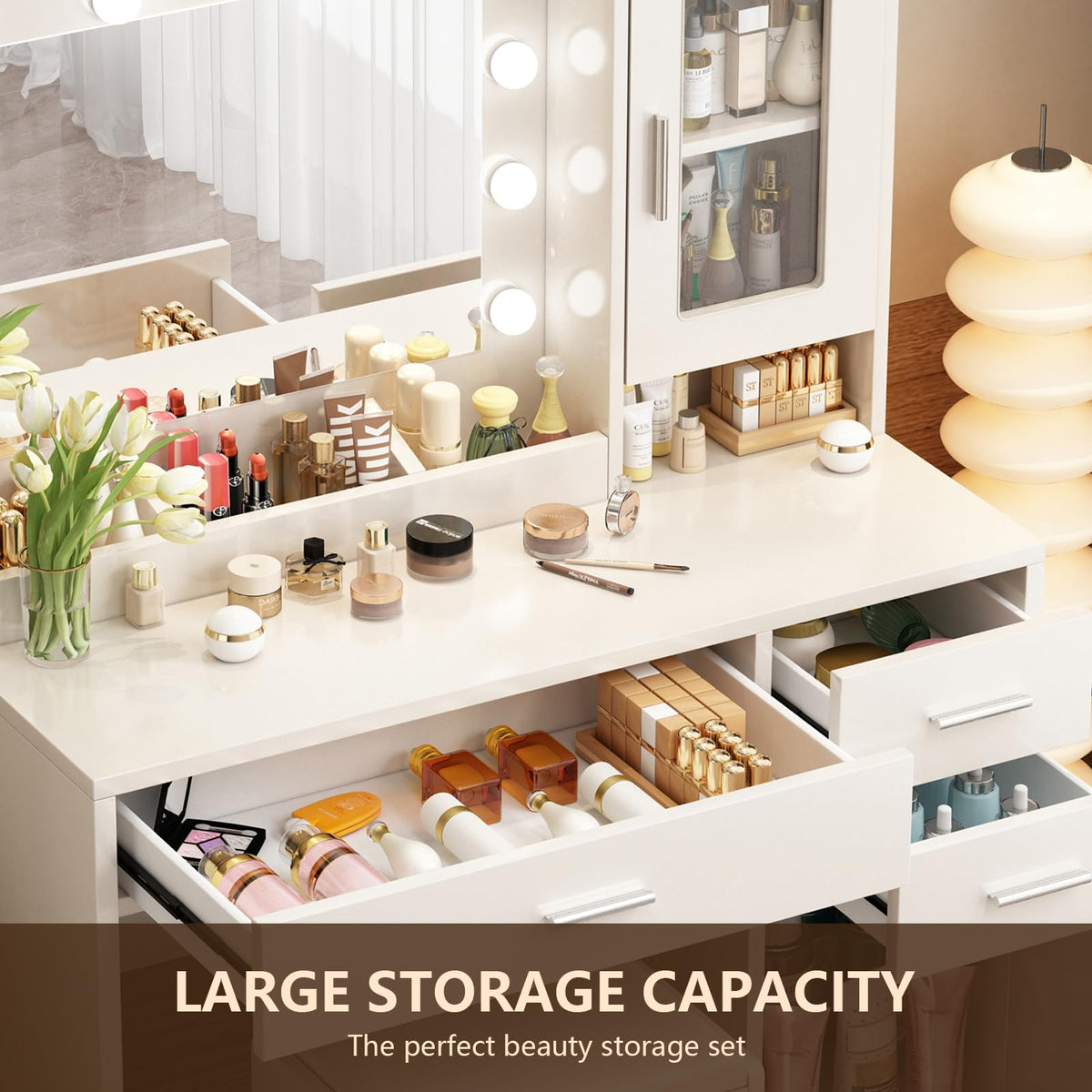 Lighted Makeup Vanity Set