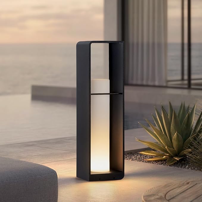 Solar Outdoor Floor Lamp with Remote Control