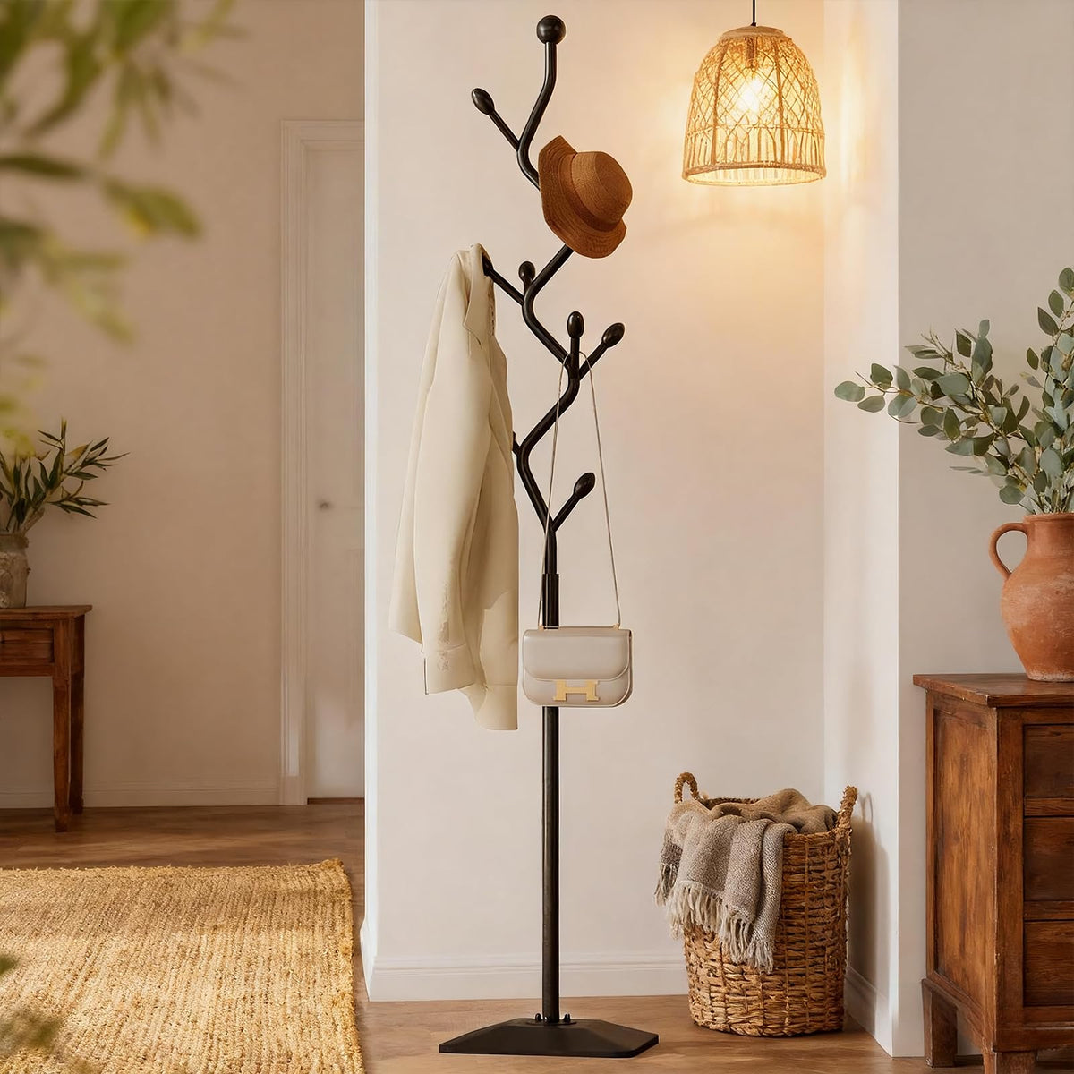 HAZHEYE Coat Rack,Metal Coat Tree Freestanding with 8 Hooks, Creative Design Tree Branch-look,Standing Coat Rack,Coat Hanger Stand with Stury cast iron Base for Entryway, Hallway, Bedroom (black)