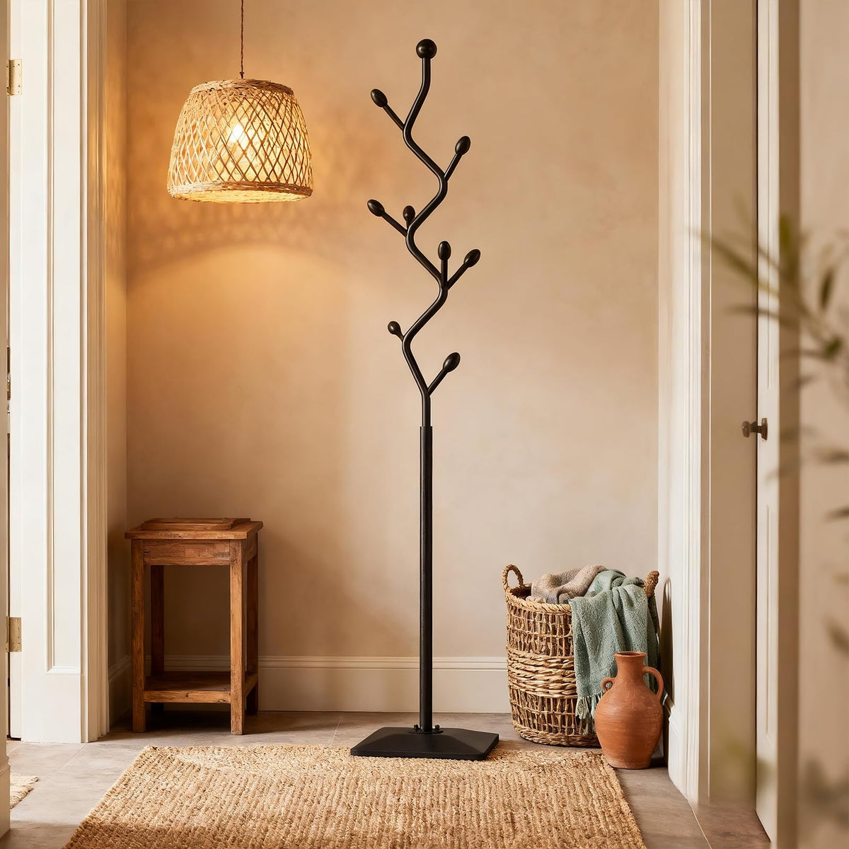 HAZHEYE Coat Rack,Metal Coat Tree Freestanding with 8 Hooks, Creative Design Tree Branch-look,Standing Coat Rack,Coat Hanger Stand with Stury cast iron Base for Entryway, Hallway, Bedroom (black)