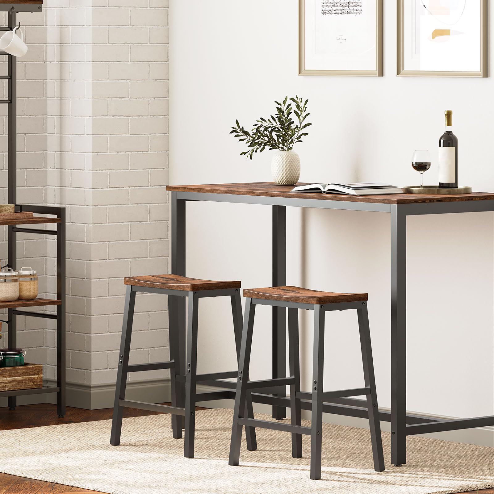 HOOBRO Bar Stools, Set of 2 Bar Chairs, 23.6 Inch Saddle Stools, Kitchen Counter Seat with Footrests, Industrial Barstools for Dining Room, Kitchen, Counter, Rustic Brown and Black BF02MD01