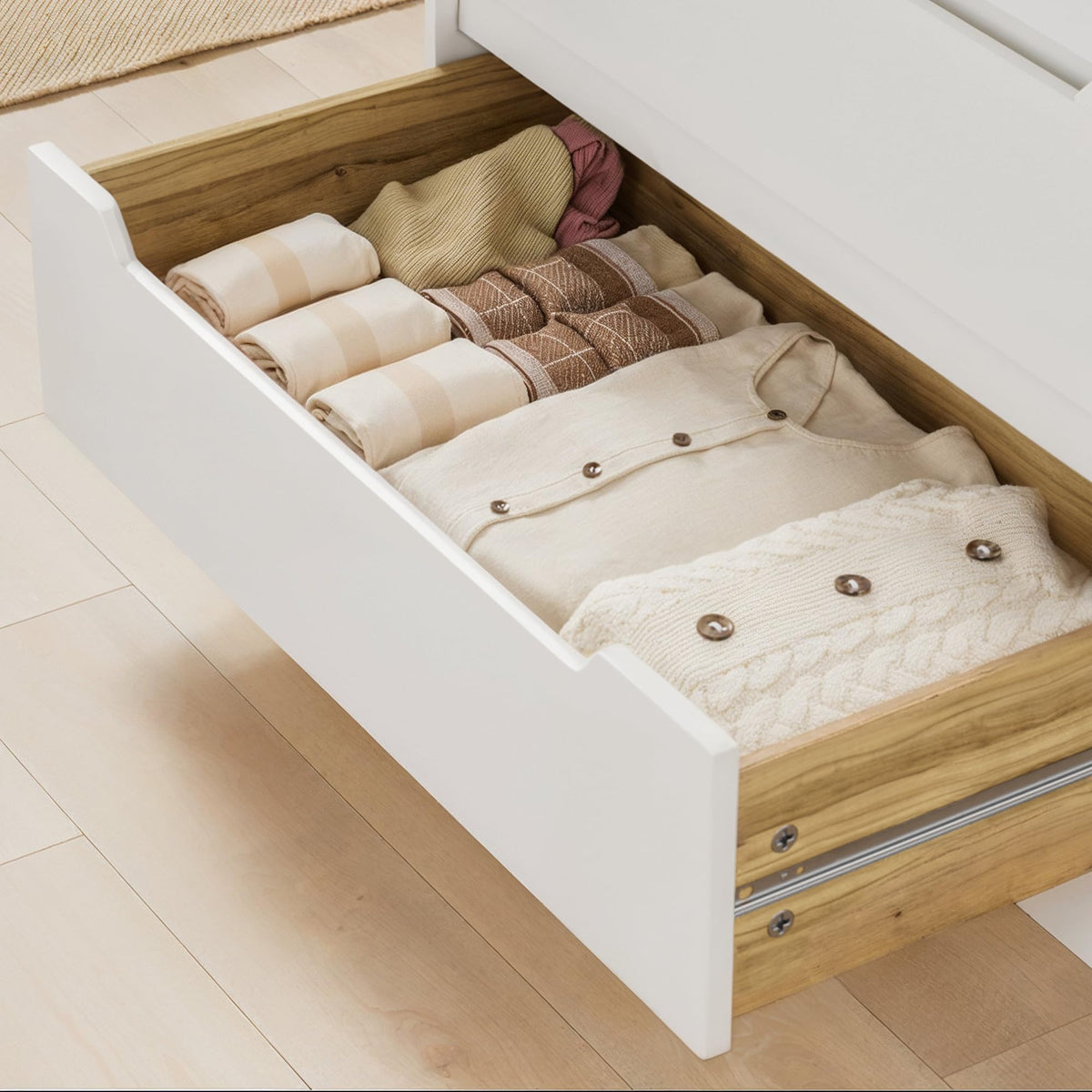 White 6-Drawer Dresser