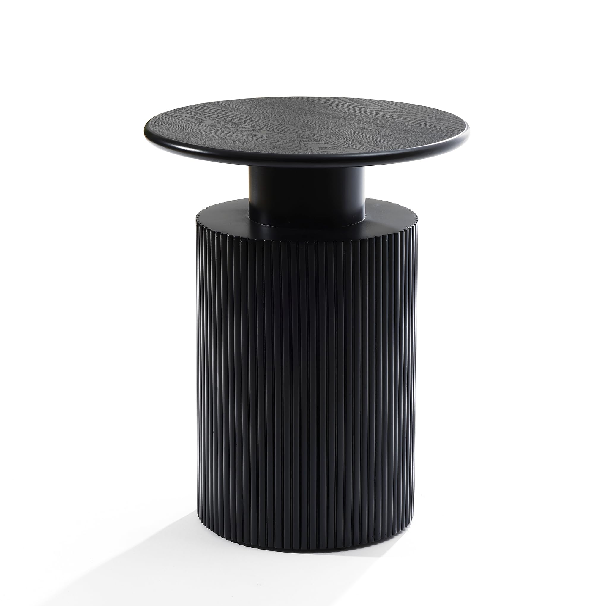 LuxenHome 21" Black Round Side Table, Fluted Black Side Table for Small Spaces, Modern Accent Round End Table for Living Room, Bedroom, Office