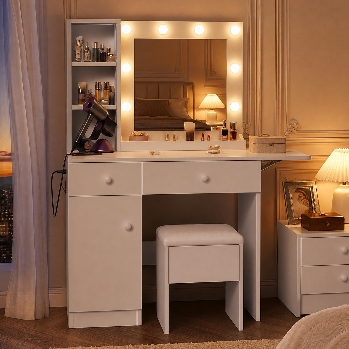 White Lighted Makeup Vanity Set