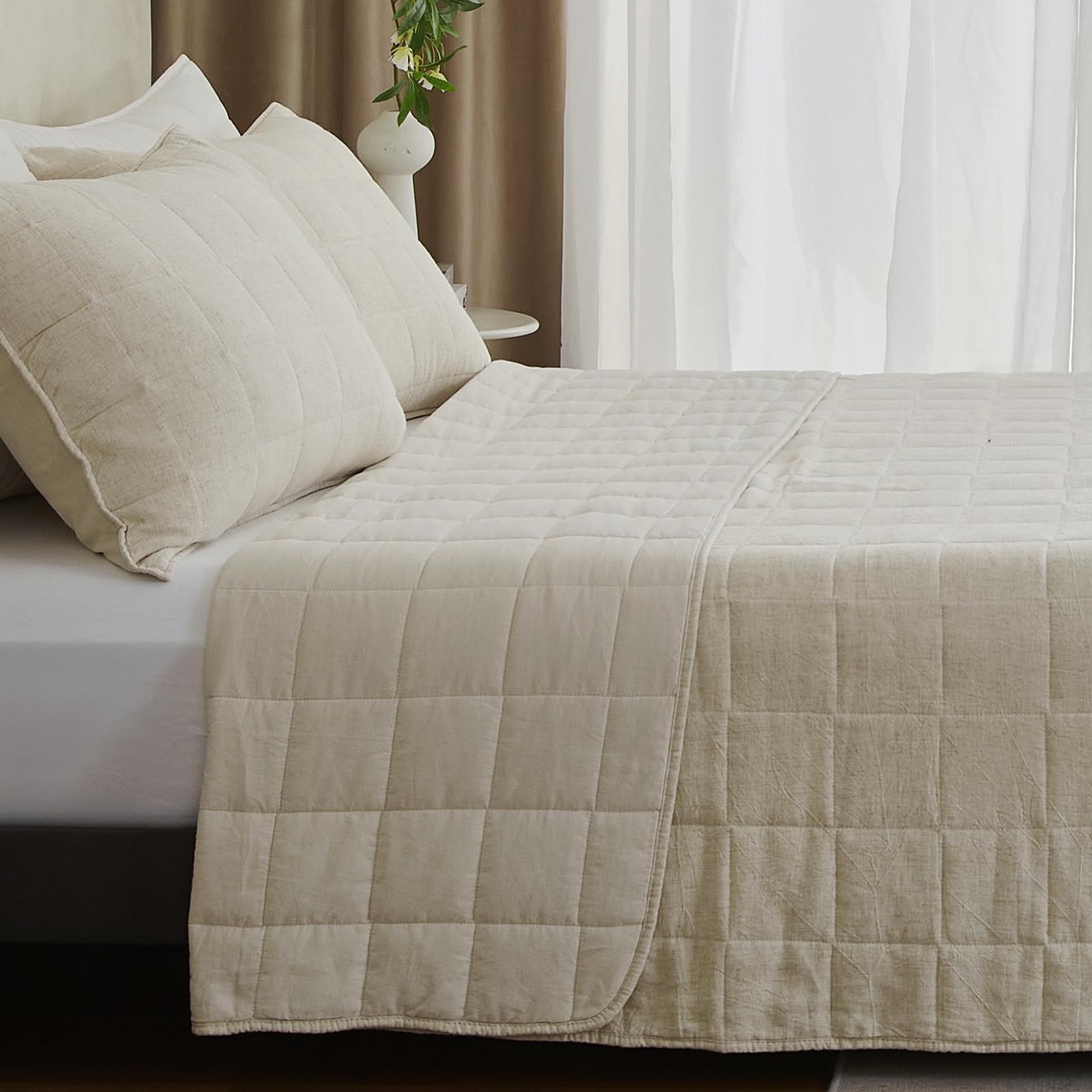 Linen & Cotton Quilt Set – 3-Piece Bedspread
