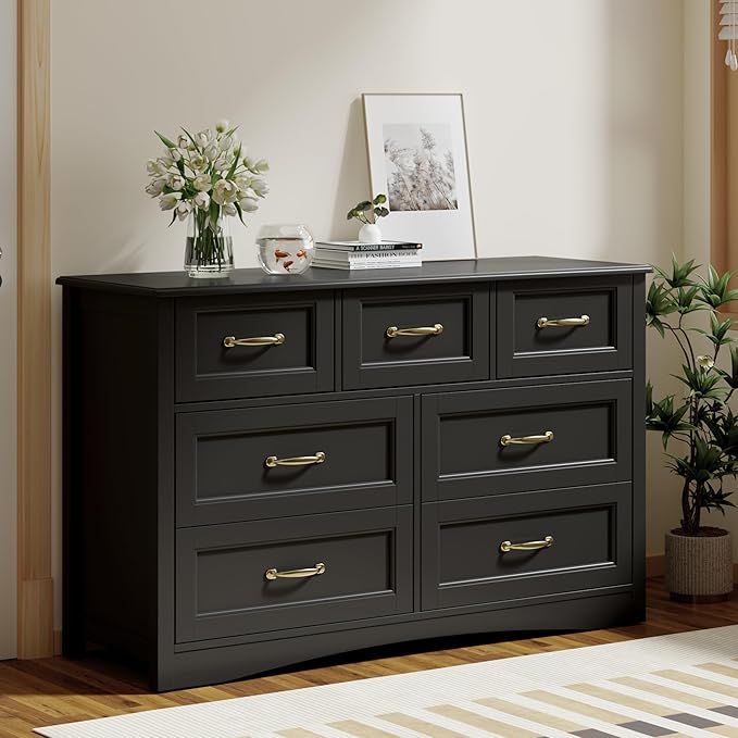 6/7-Drawer Dresser with Metal Handles