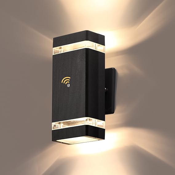 Dusk to Dawn Outdoor Wall Sconce with LED Bulbs