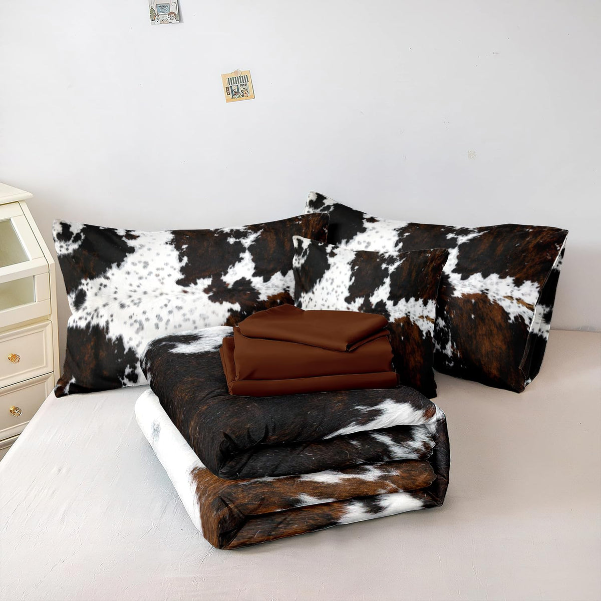 King Cow Print Comforter Set, 8 Pieces