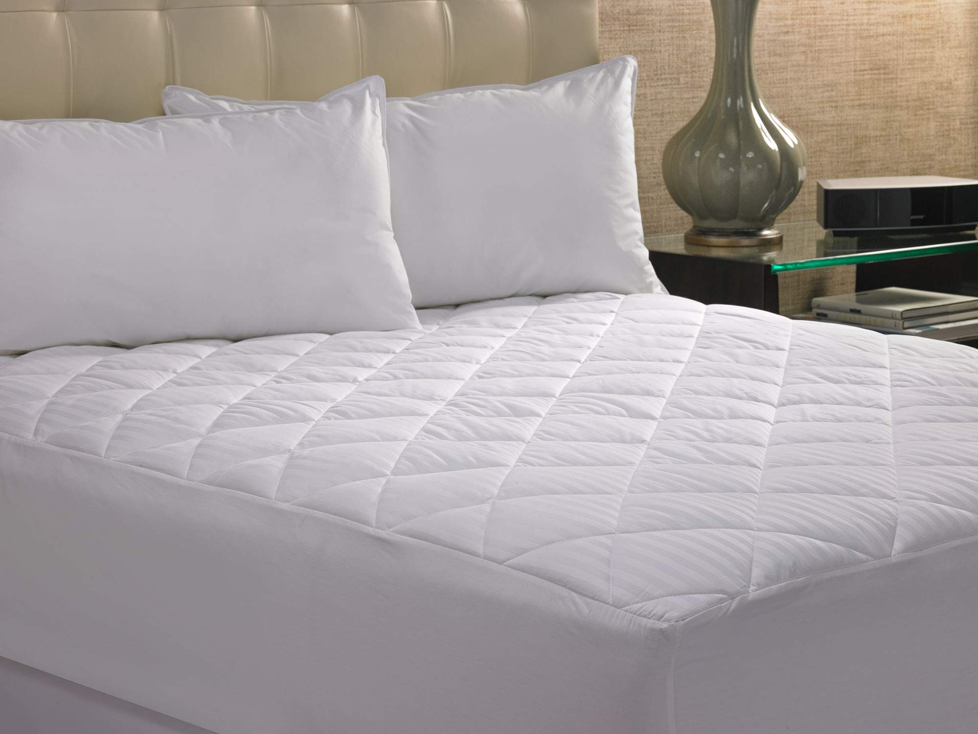 The Ritz-Carlton Mattress Pad - Hypoallergenic, Diamond Quilted Mattress Topper - 18" Deep - King
