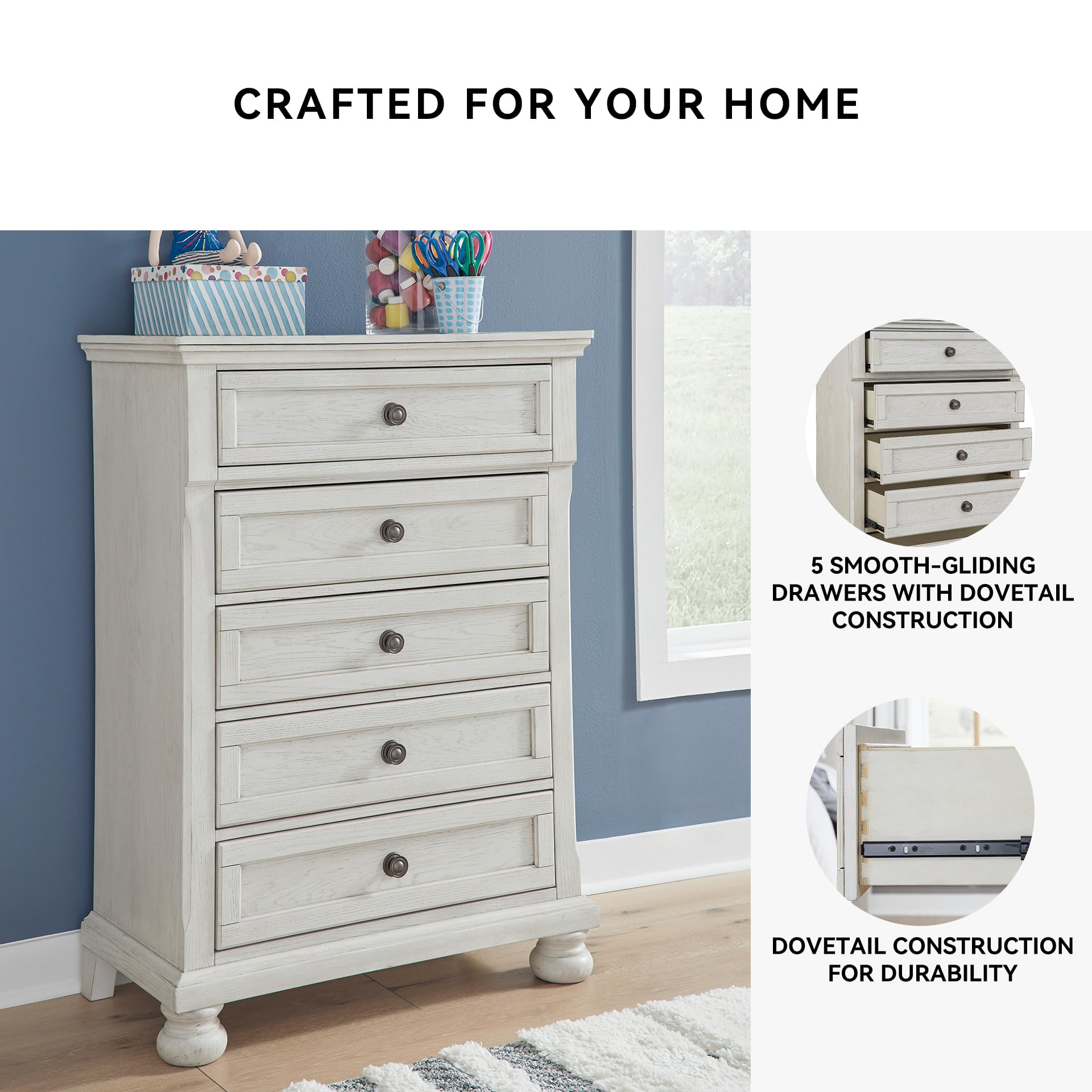 Signature Design by Ashley Robbinsdale Casual 5 Drawer Chest with Felt-Lined Upper Drawer, White