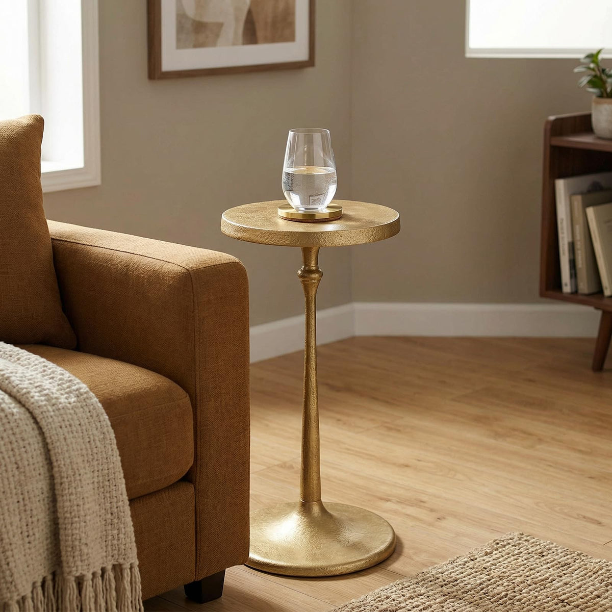 SUJUN Vintage Brass Cast Iron Side Table Round Accent Table for Living Room