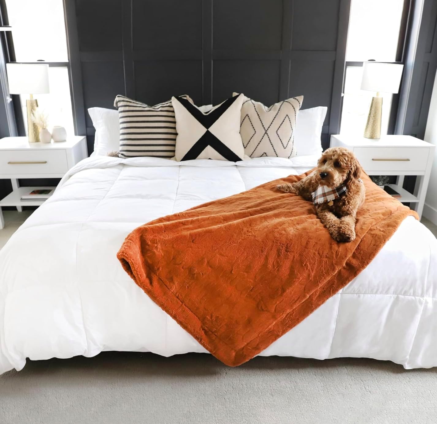 Oversized Down Alternative Comforter