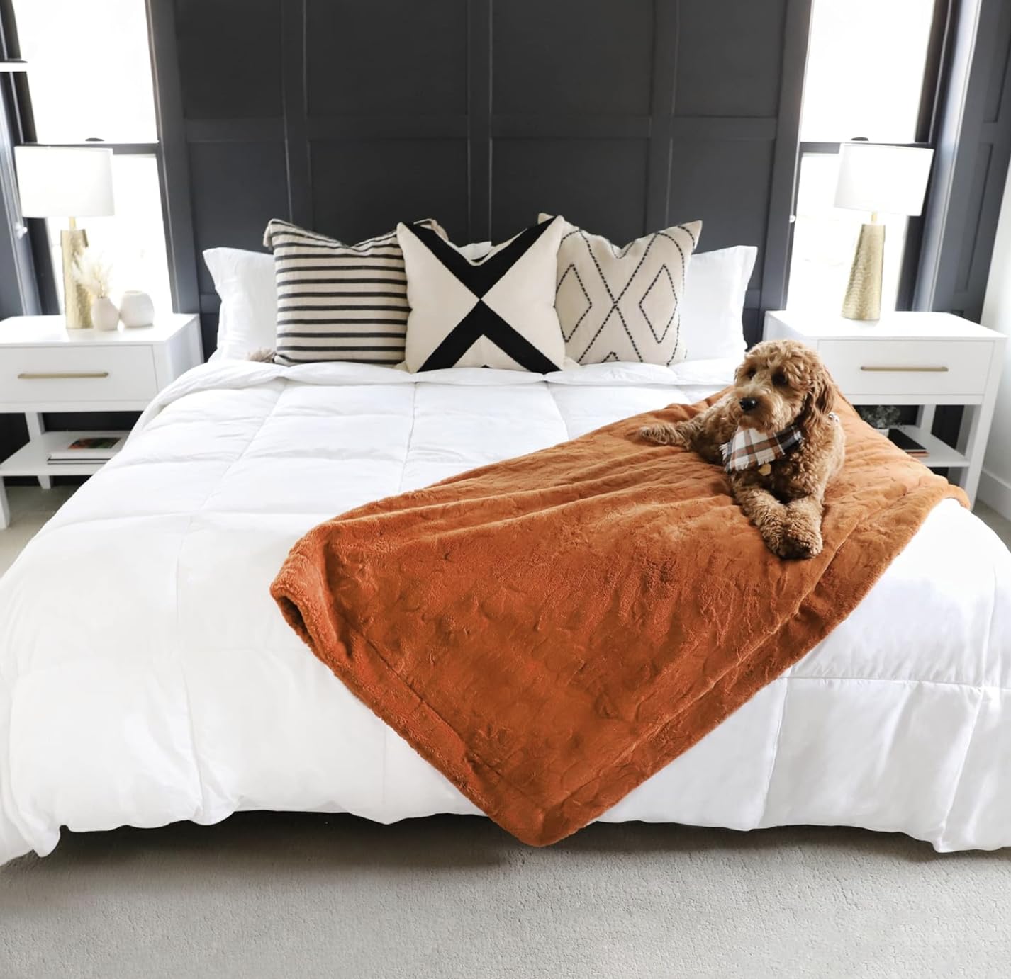 Oversized Down Alternative Comforter