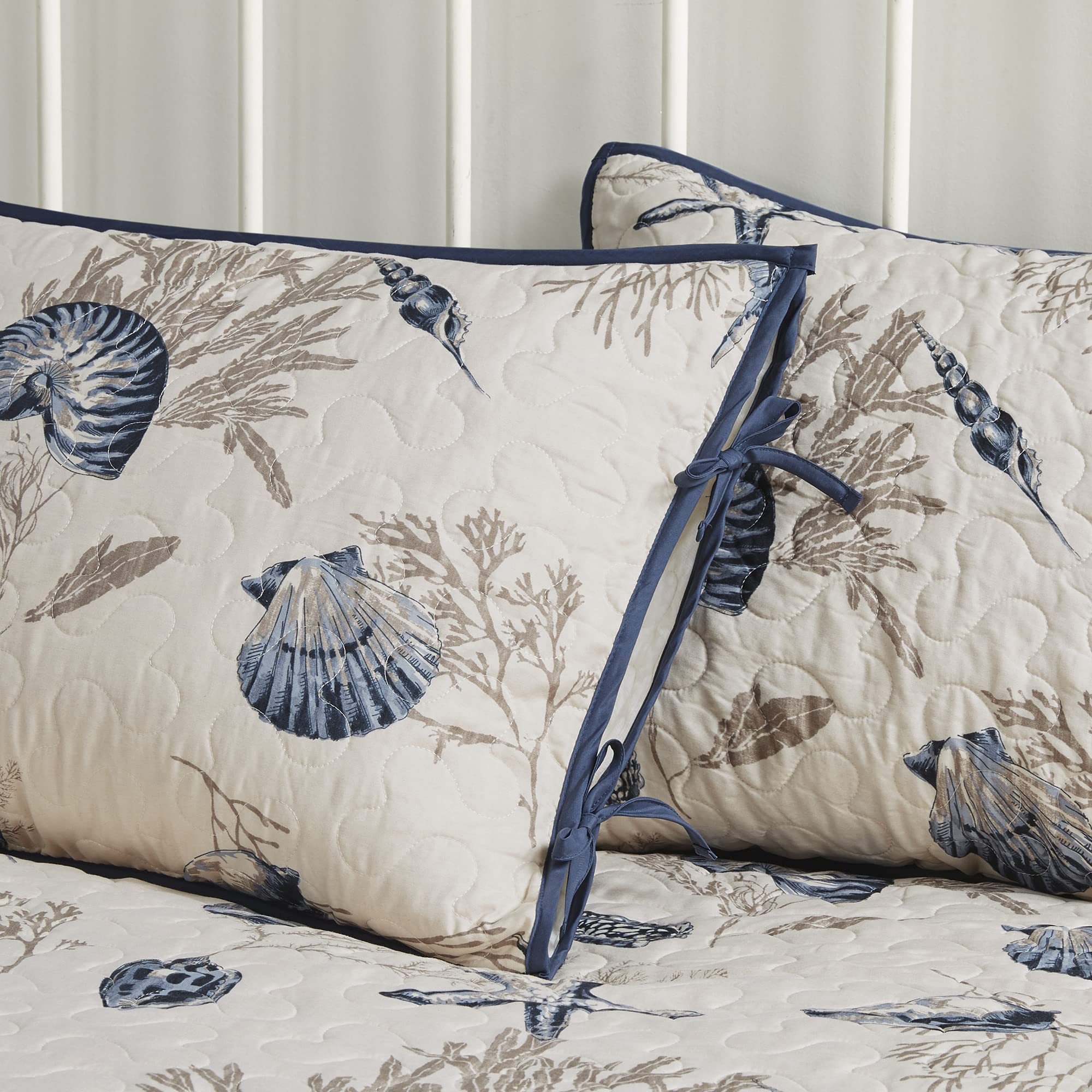 Madison Park Daybed Cover Double Sided Quilting Casual Design All Season Bedding Set with Bedskirt, Matching Shams, Decorative Pillow, 75 in x 39 in, Seashell Blue