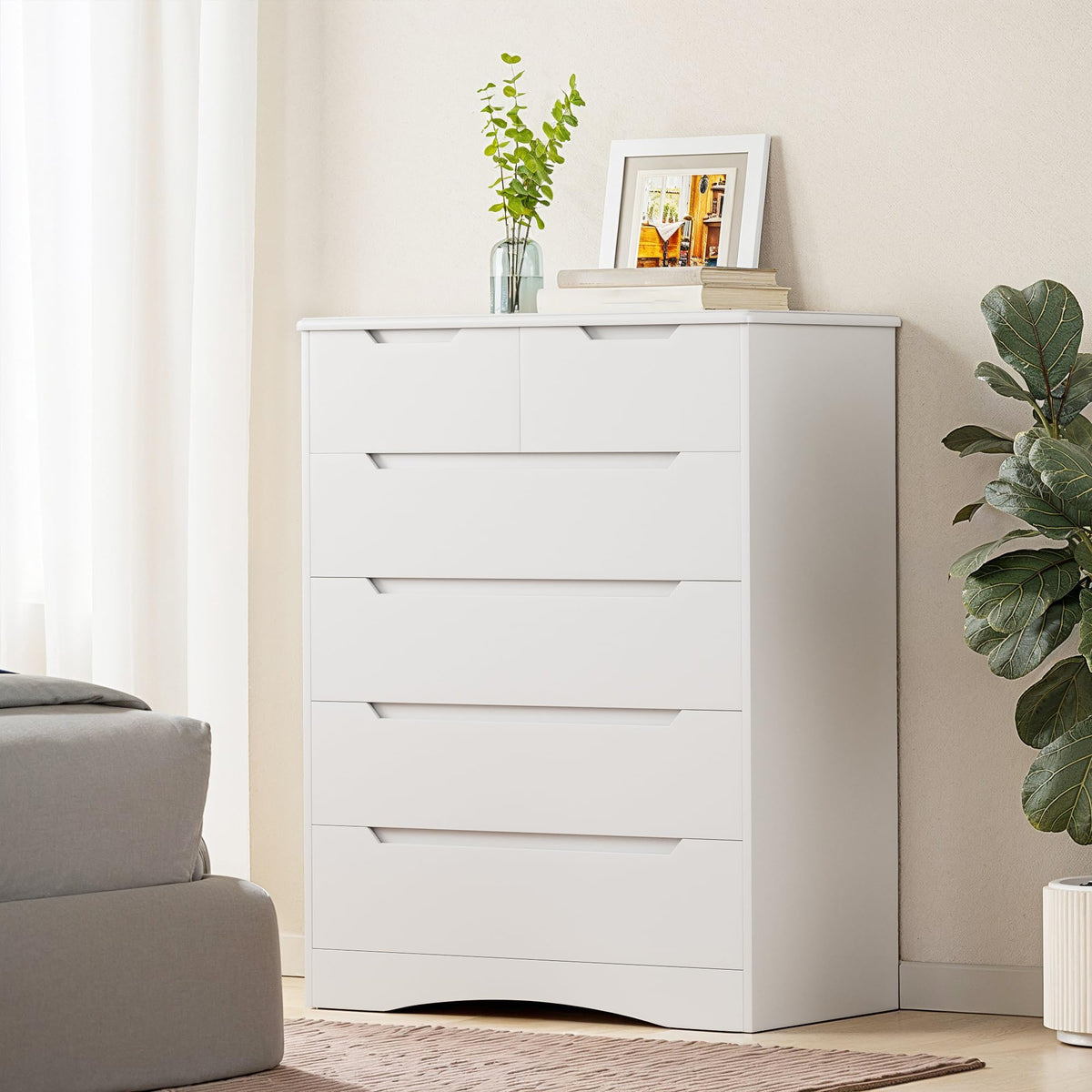 White 6-Drawer Dresser