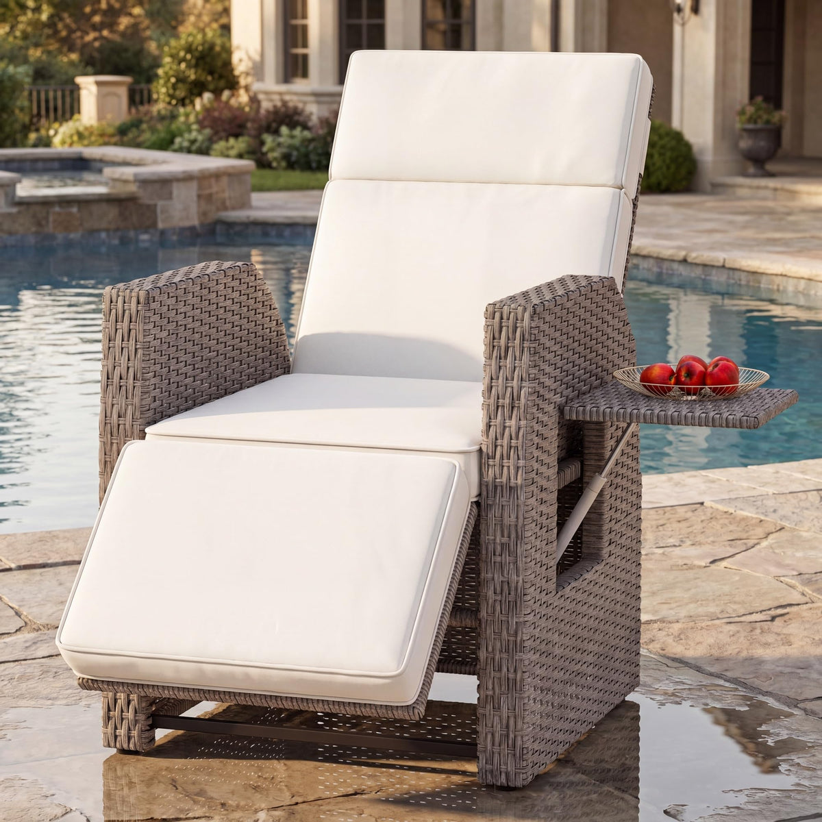 YITAHOME Outdoor Recliner Chair, Wicker Recliner Chair 150°Reclining, Beige