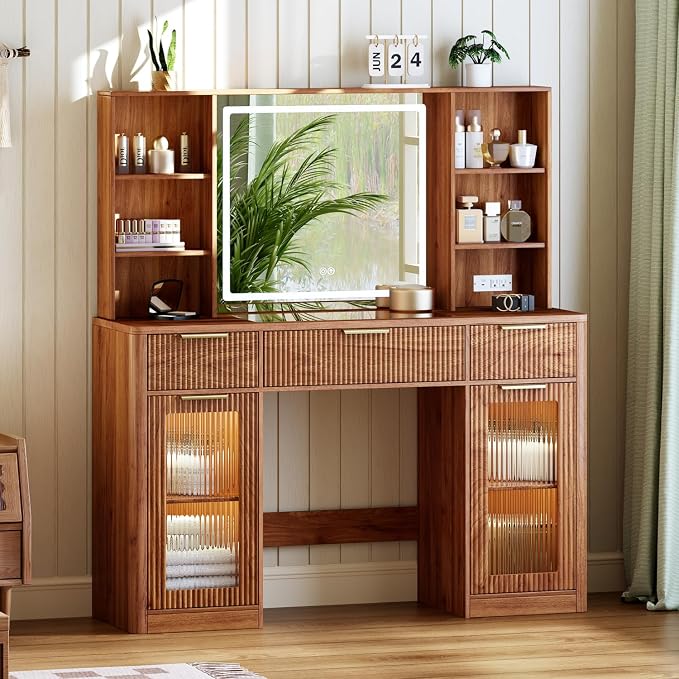 Fluted Makeup Vanity with Lighted Mirror