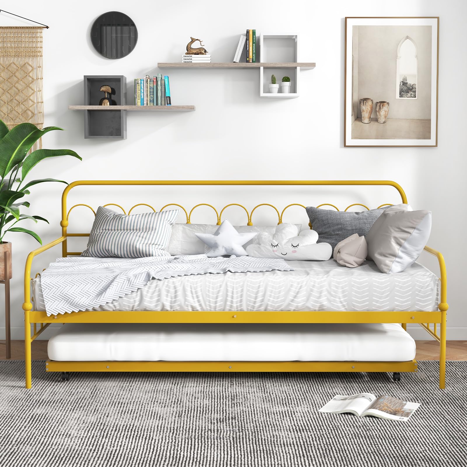 Giantex Twin Daybed with Trundle Gold, Metal Day Bed with Convenient Pull-Out Trundle Bed, Metal Slats, Lockable Universal Wheels, 2-in-1 Daybed Bed Frame for Guest Room, Living Room, Bedroom
