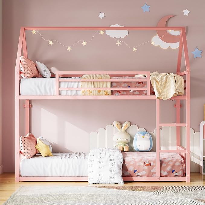 Twin Over Twin House Bunk Bed with Ladder & Guardrail