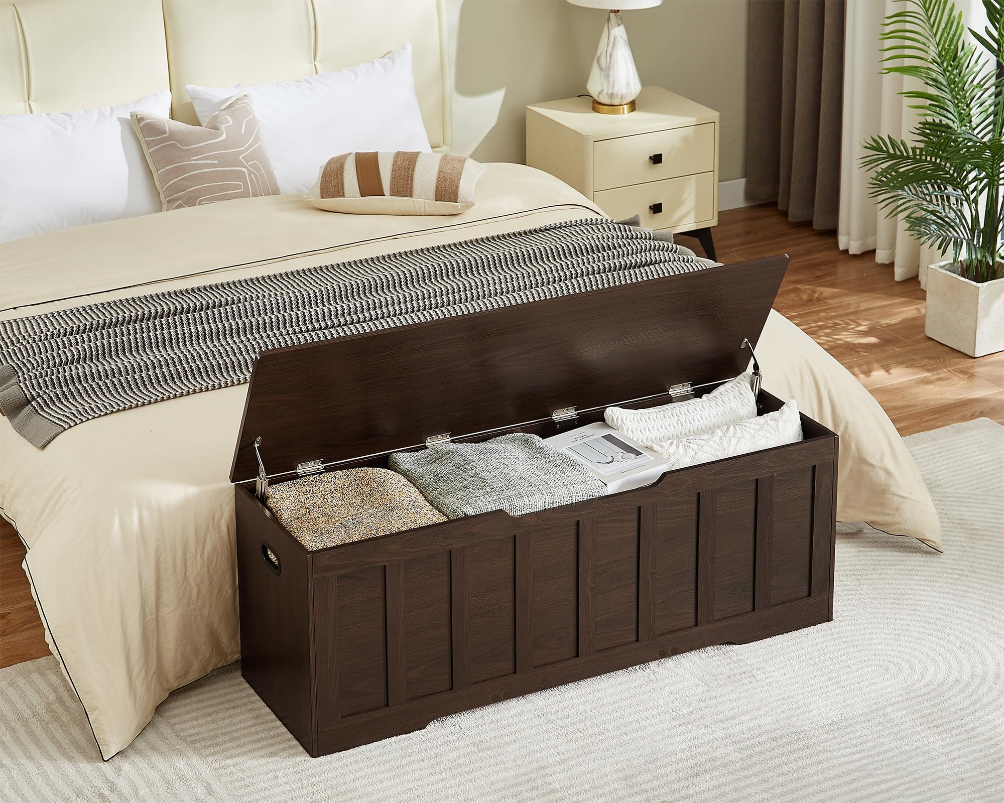 Large Wooden Storage Bench with Safety Hinges