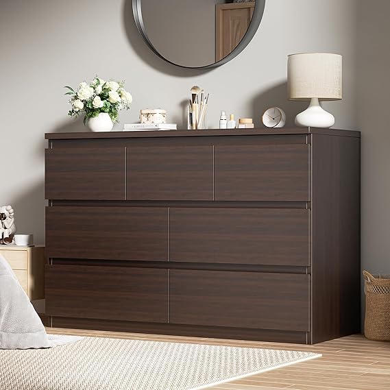7-Drawer Horizontal Dresser with Deep Storage