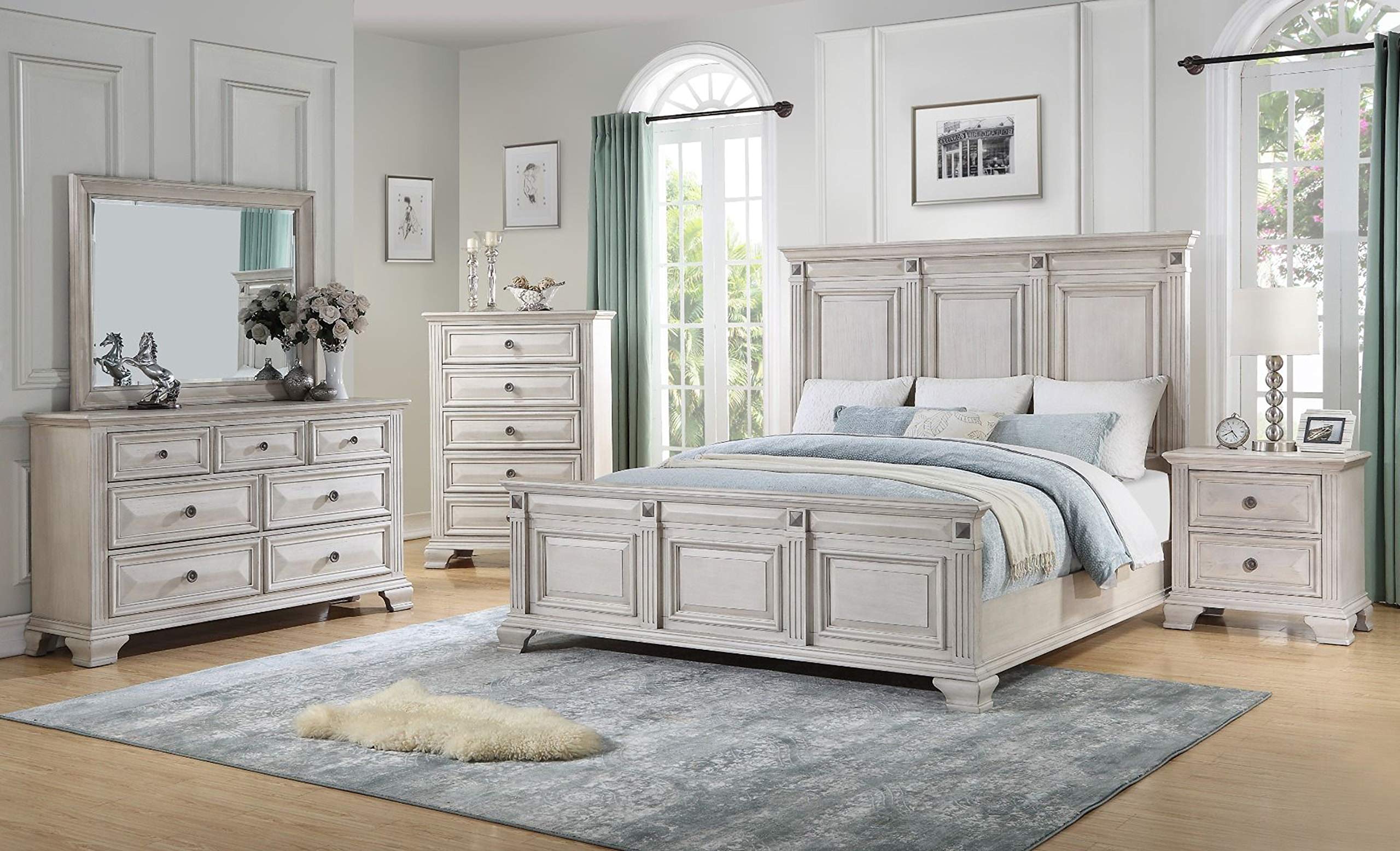 5-Piece King Bedroom Set – Traditional Panel Bed with Dresser, Mirror, Nightstand & Chest