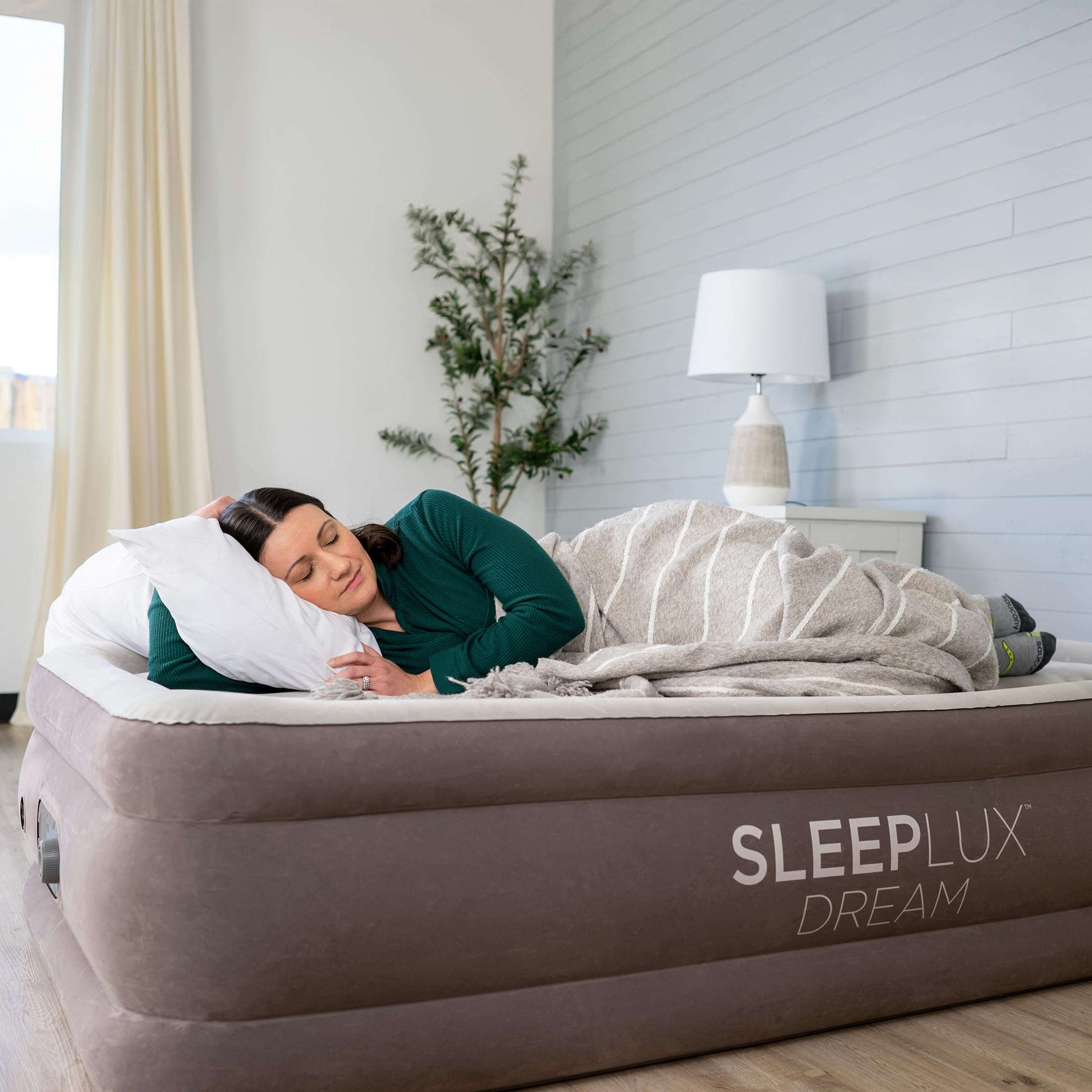 Luxury Air Mattress with Built-In Pump