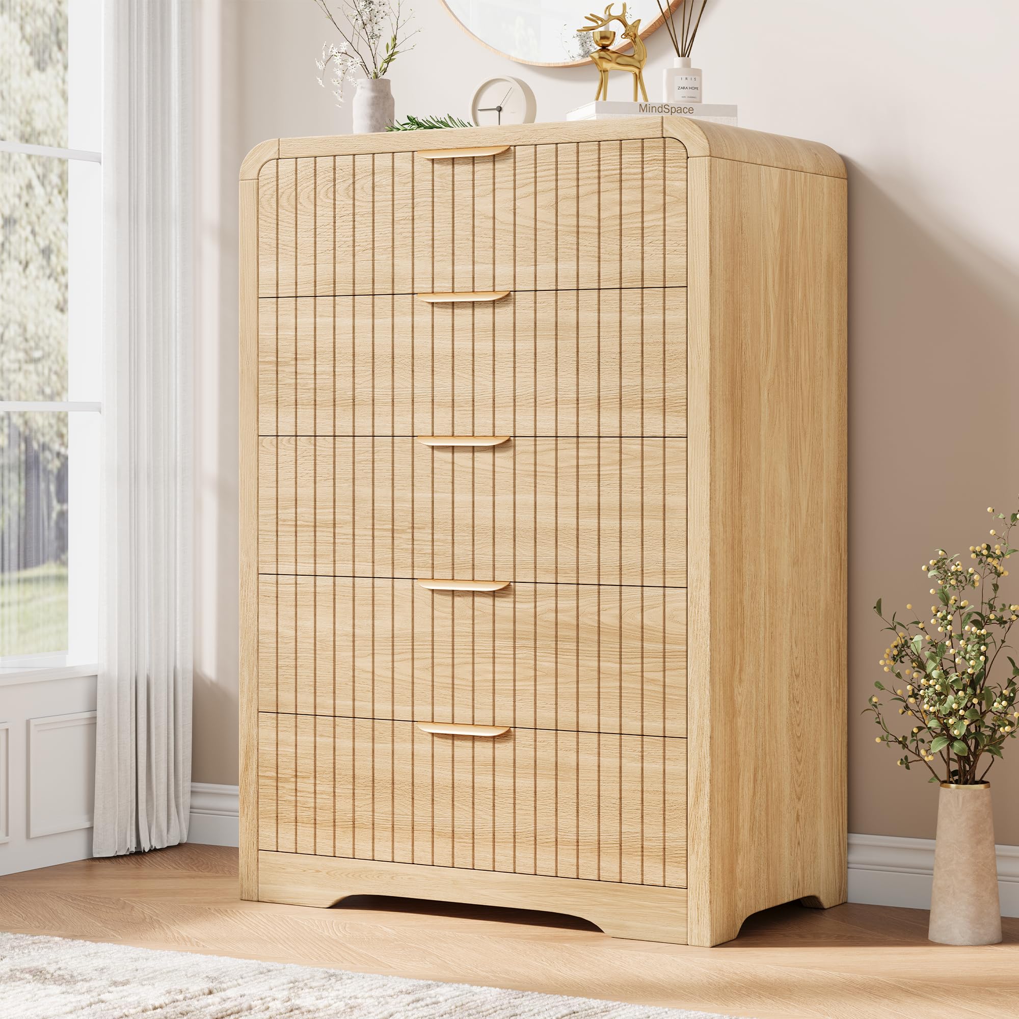 Fluted 5-Drawer Dresser with Curved Profile