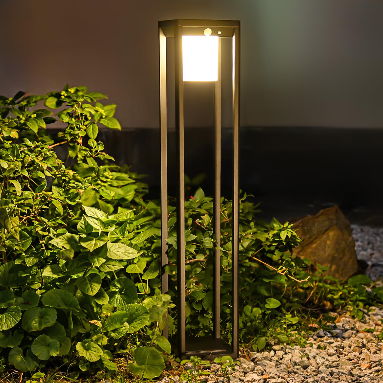 Solar Motion Pathway Floor Lamp