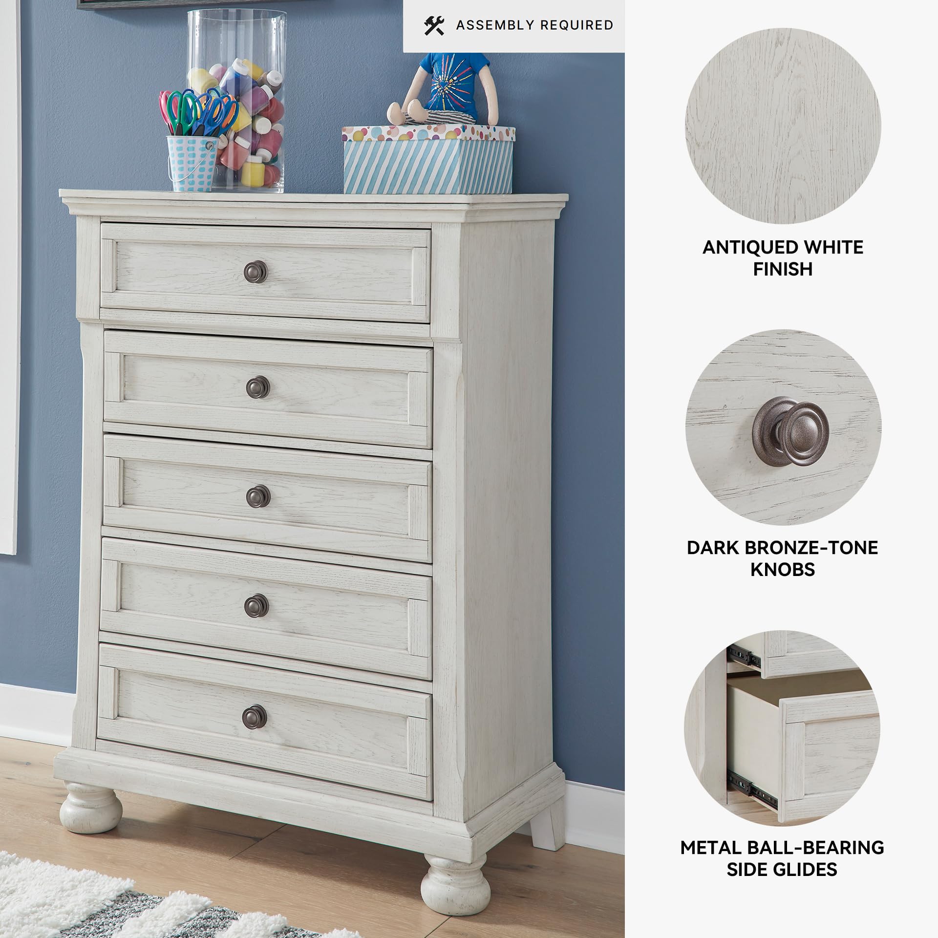 Signature Design by Ashley Robbinsdale Casual 5 Drawer Chest with Felt-Lined Upper Drawer, White
