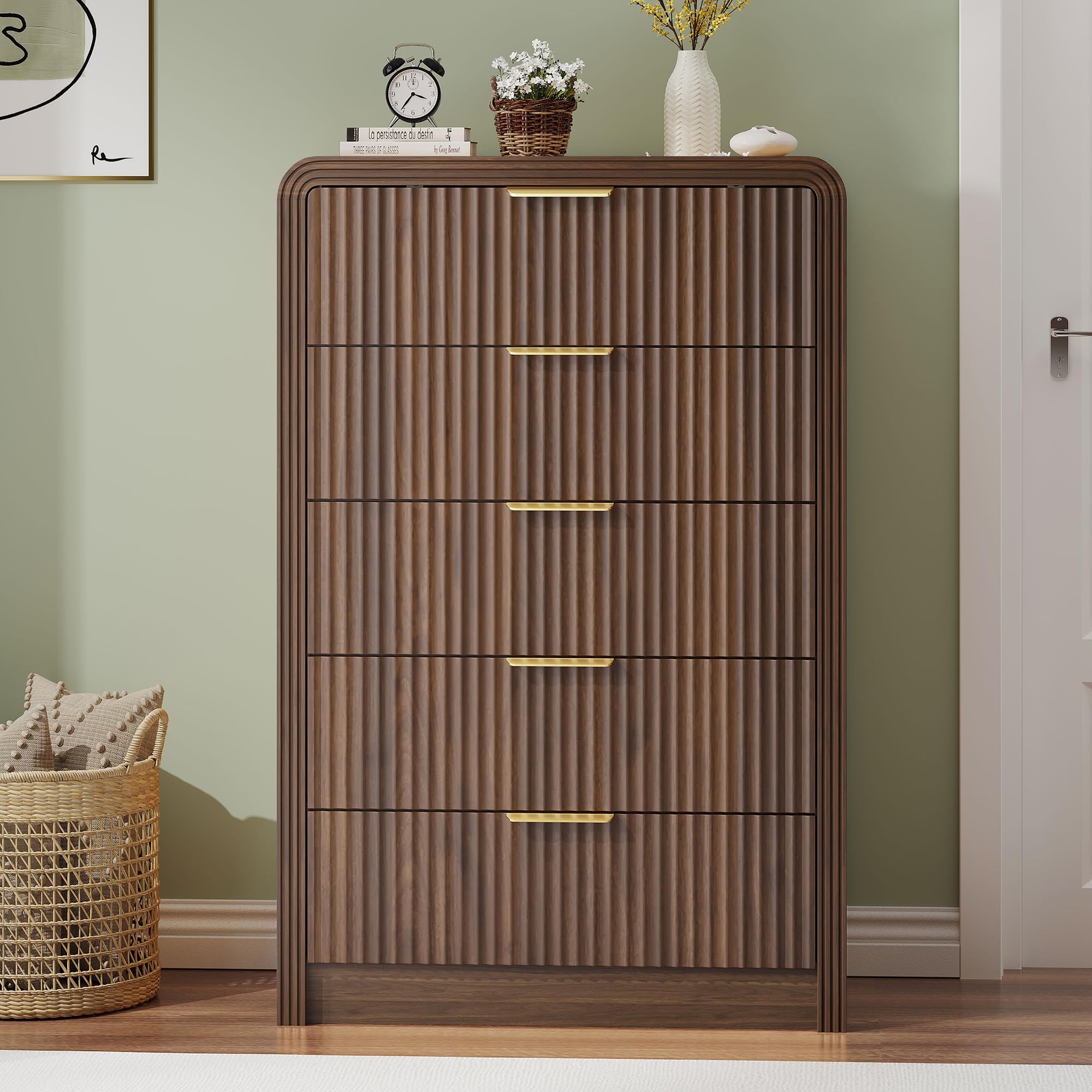 5-Drawer Fluted Dresser with Metal Handles