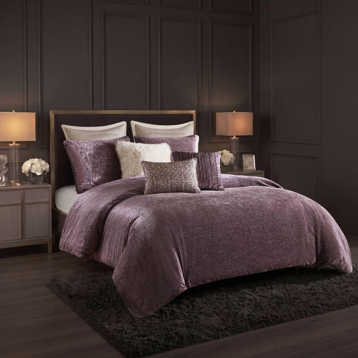 Mauve Velvet Jacquard King Comforter Set
