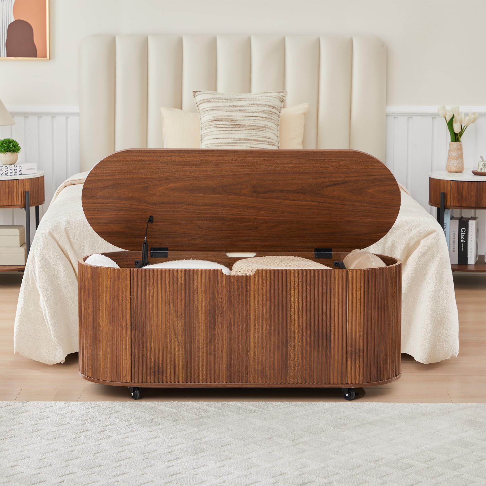 43.3” Storage Bench with 4 Wheels, Fluted Oval Storage Chest with Safety Hinges, Modern Wooden End of Bed Bench, Large Storage Trunk Toy Chest with Lift Top for Entryway Bedroom Living Room, Walnut
