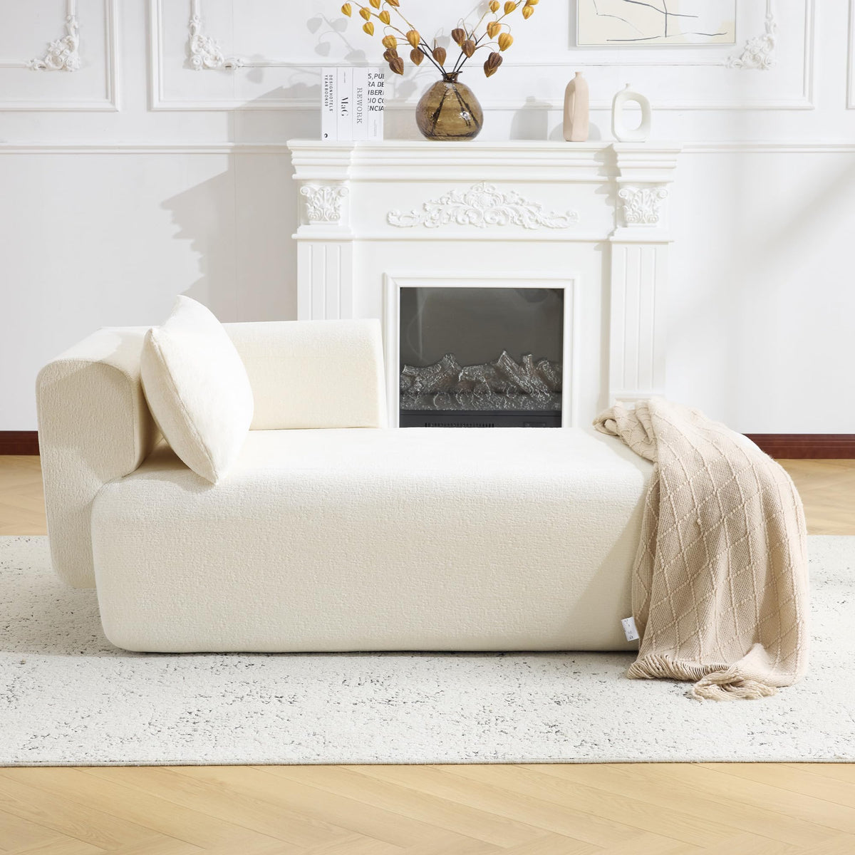 Beige Bouclé Chaise Lounge